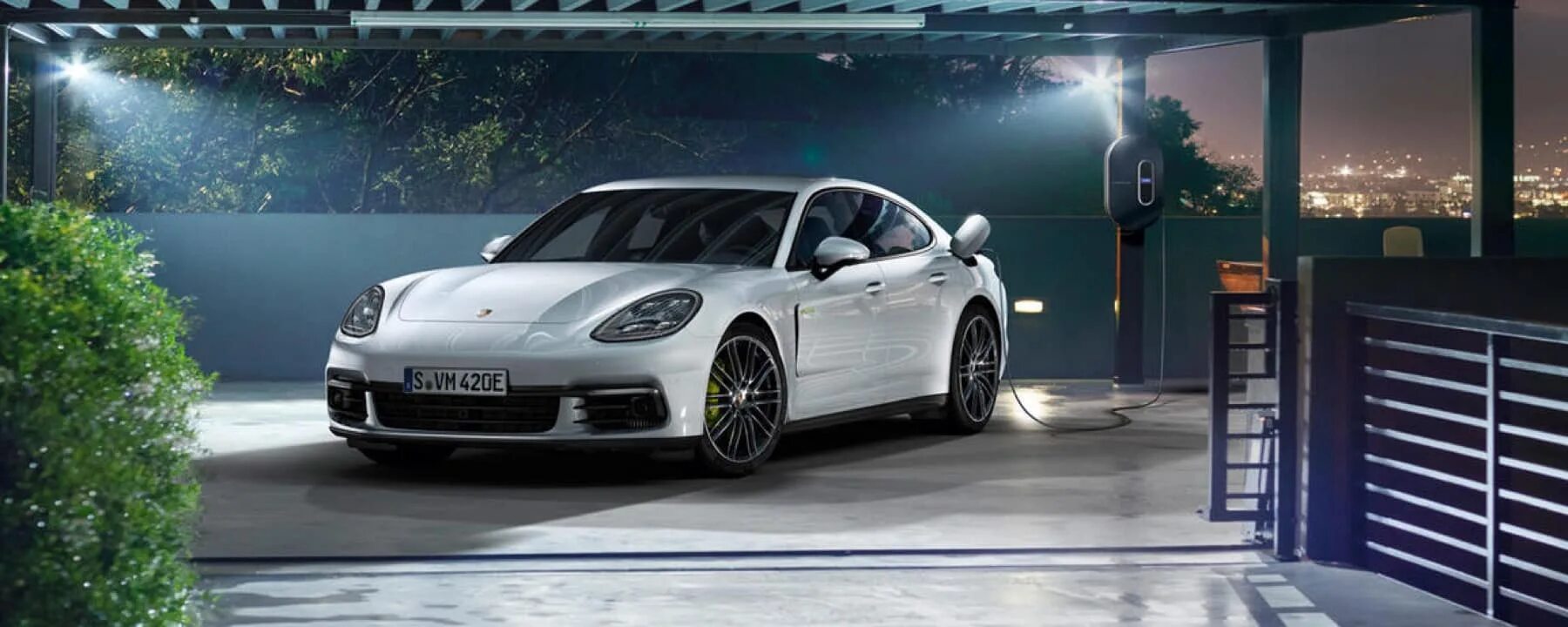 Порше кайман. Телефон vertu style porsche 911 cayman s - 2sim -метал. Porsche cayman. Porsche mobile. Сотовый телефон porsche.
