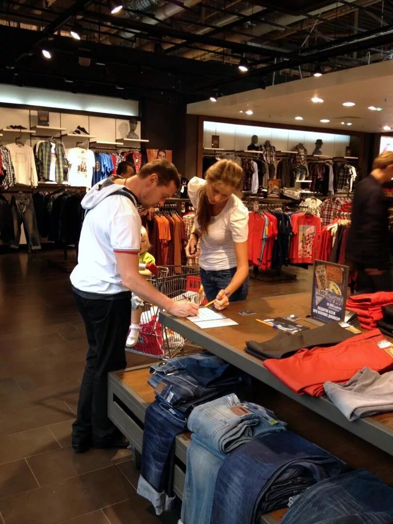 Colins магазины в спб. Colins магазин. Коллинз одежда спб. Коллинз одежда спб. Colins одежда.