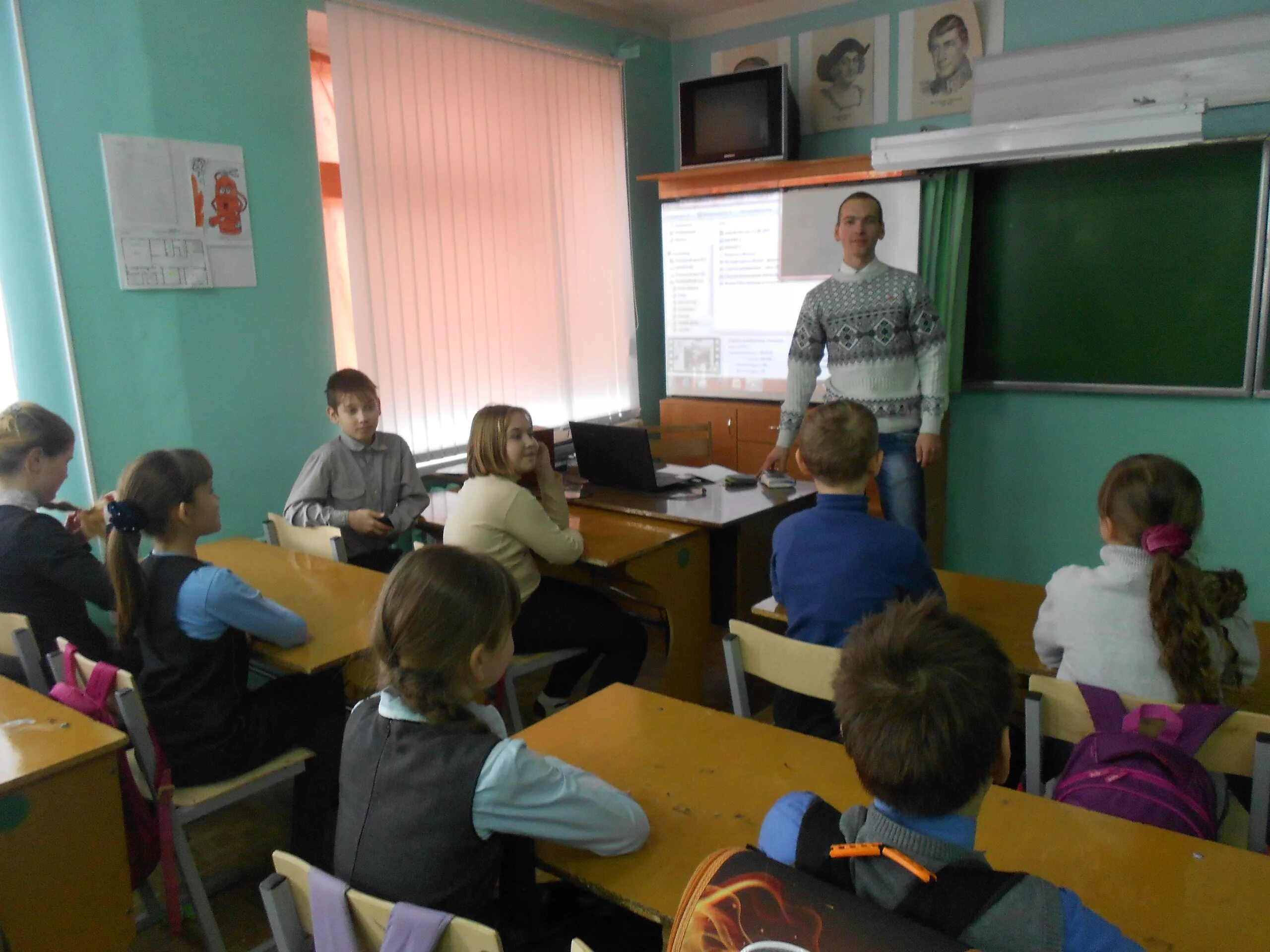 МБОУ СОШ 4 город Родники. Ивановская область город Родники СШ №3. Школа 4 Родники Ивановская область. Школа 2 Родники Ивановская.