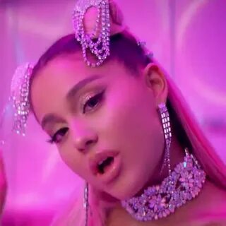 Ariana 7
