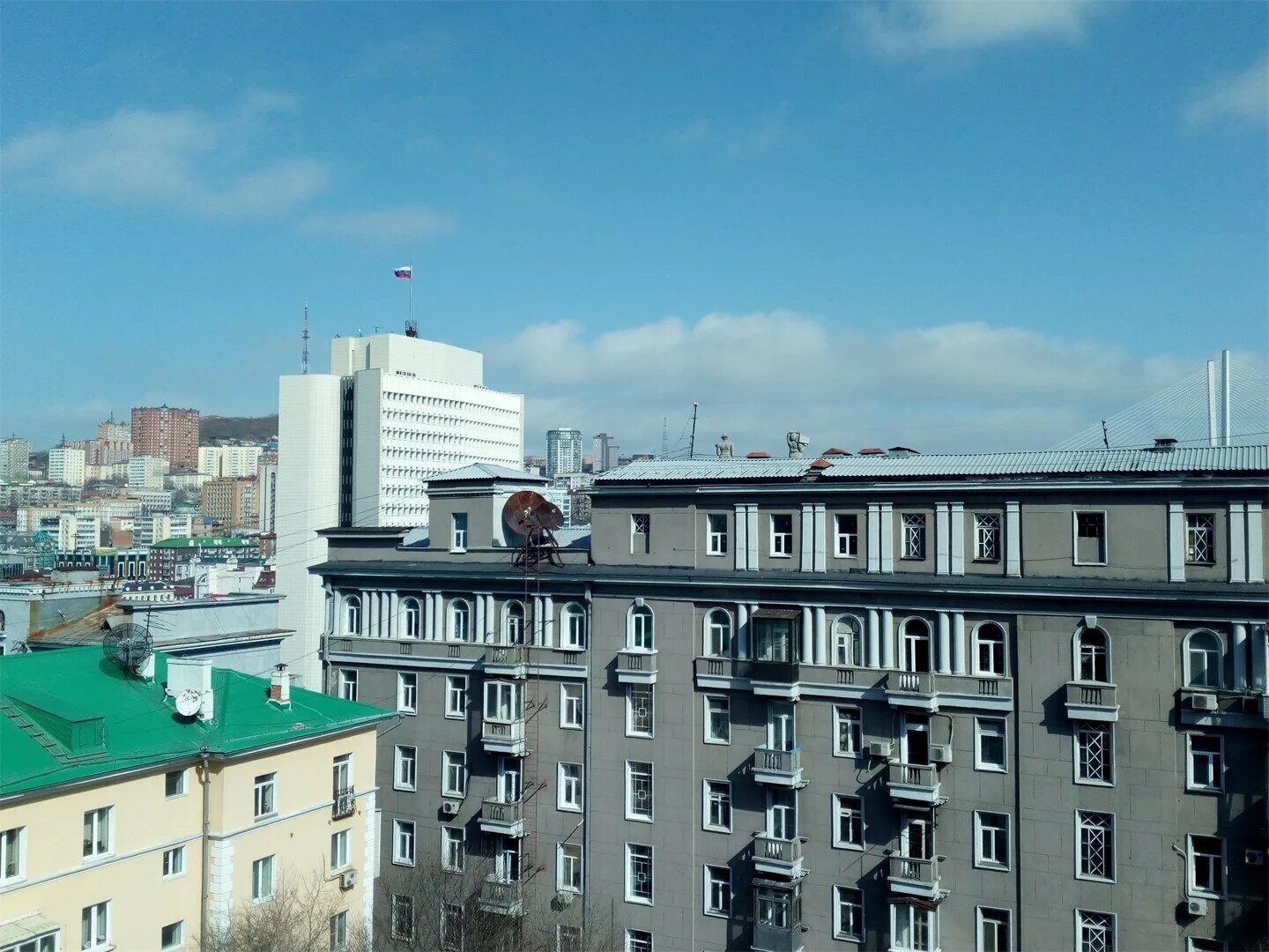 Гостиница моряк владивосток. Владивосток гостиница моряк посьетская 38 фото. Гостиница моряк владивосток улица. Гостиница моряк владивосток. Гостиница моряк владивосток фото.
