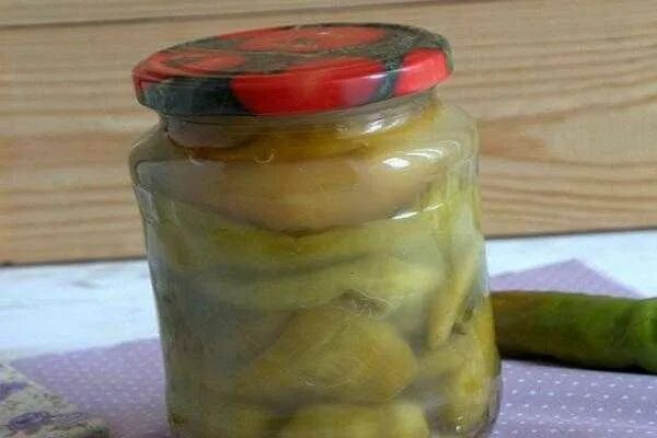 Перец острый квашеный на зиму холодным способом. Кислый перец.