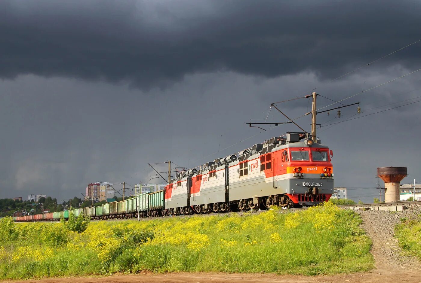 Ржд полярная стрела. Поезд 030с премиум москва новороссийск. Кэпитал лимитед поезд. 8 30 train. Поезд 030с премиум.