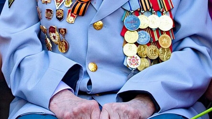 Выплаты ветеранам вов к 9. Ветераны железнодорожники. выплаты ветеранам. ветераны удмуртии. ветераны на украине 9 мая.