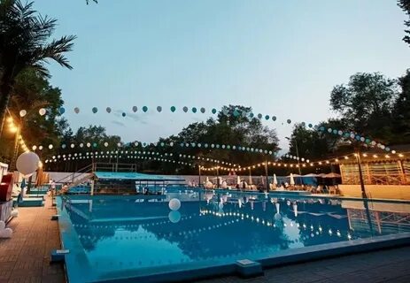 Day club