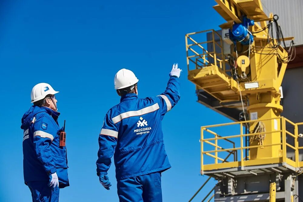 Шлюмберже тенгиз. Супервайзинг по бурению. Нефтяник бурильщик. Супервайзинг в бурении. Нефтяная компания роснефть.