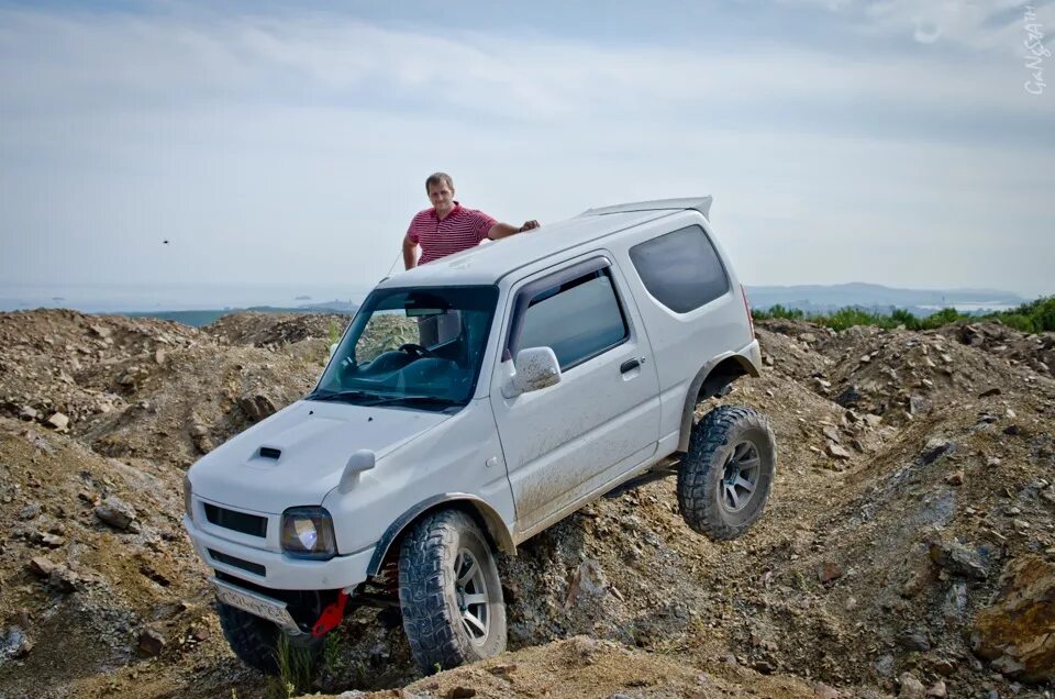 Suzuki Jimny 2003. Suzuki Jimny 2. Сузуки Джимни Раптор. Щербаков Сузуки Джимни. Джимни в приморском крае