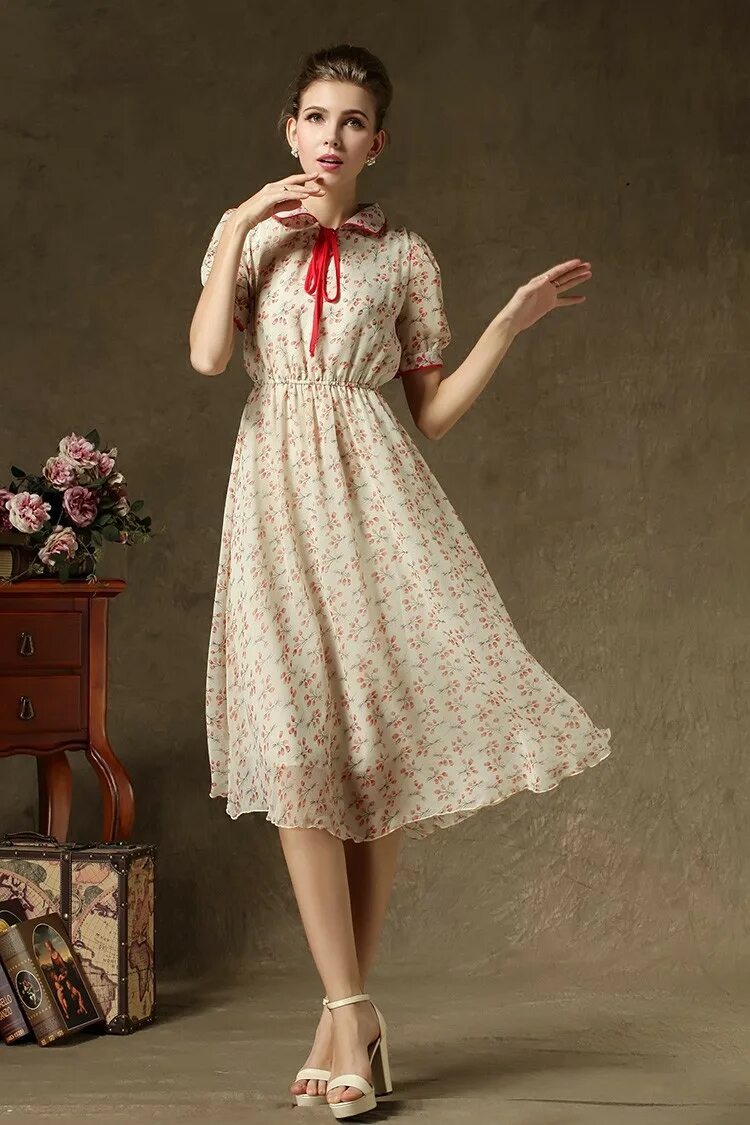 Платья под старину. Платье крепдешиновое Винтаж. Платье в стиле ретро. Платья в стиле Винтаж. Платье 40-х годов.