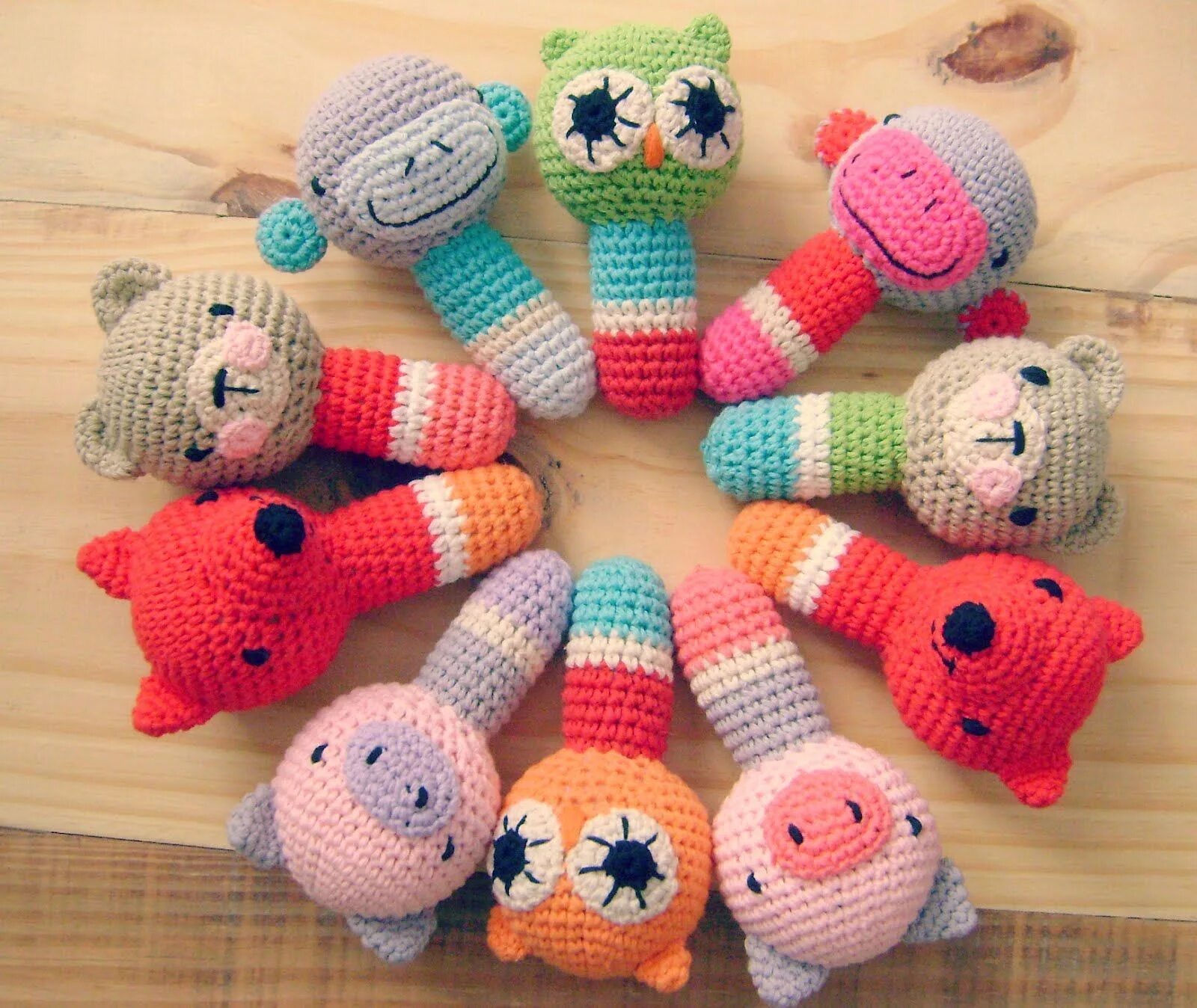 Игрушки амигуруми мк. Вязание крючком игрушки. Вязаные игрушки. Вязаные игрушки. Вязаные игрушки амигуруми.