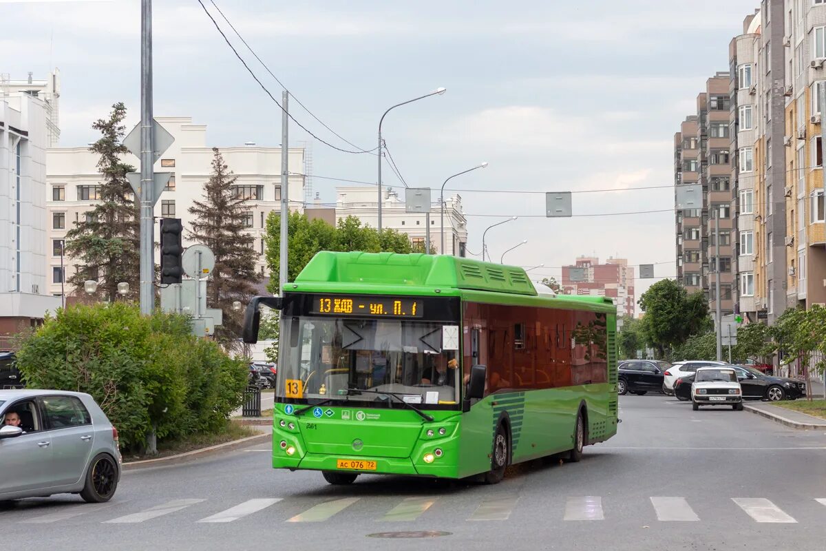 Маршрут 261 остановки. Автобус 261. автобус 261 москва. автобус 261 маршрут. маршрут 261 автобуса москва.
