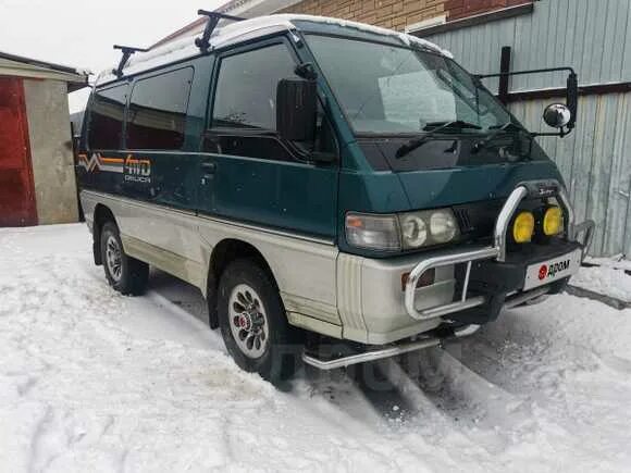 Авито мицубиси дизель. Митсубиси Делика 1990. Mitsubishi Delica 1990 Diesel. Mitsubishi Delica 2.4 exceed II Crystal Lite Roof. Delica Crystal Lite Roof.