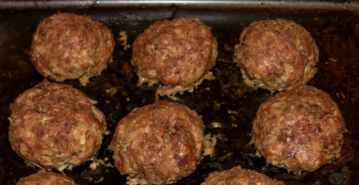 Гнездышки из фарша в духовке. Биточки в духовке. Мясные гнезда. Мясные гнёзда из фарша. Свиные котлеты в духовке.