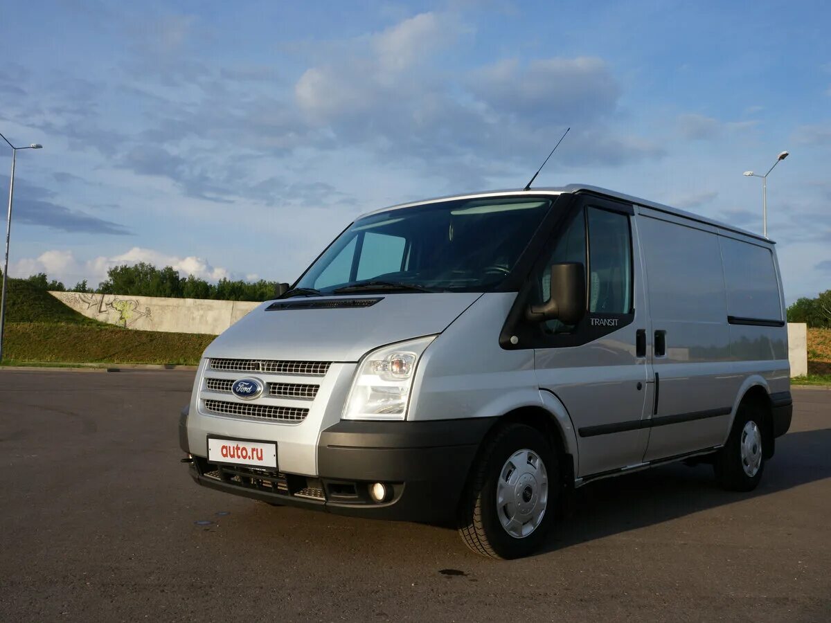 Авито б у транзит. Ford Transit 2012. Ford Transit 2012 фургон. Ford Transit цельнометаллический фургон 2012. Форд Транзит 2012 дизель.