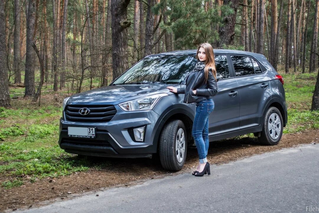 Хендай Крета. Hyundai Creta 2019. Хендай Крета человек. За рулем кроссовера