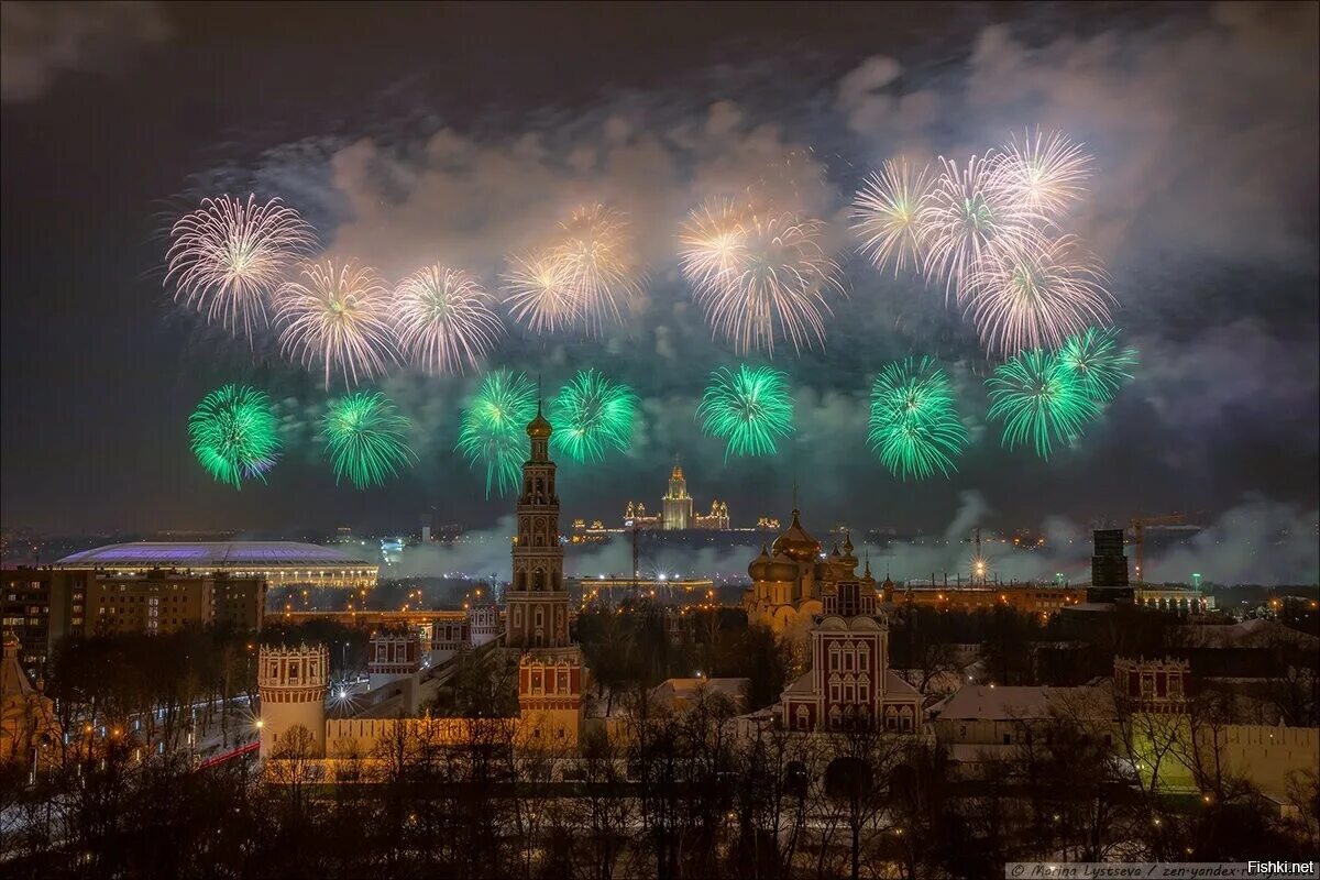 Салют в Москве. Салют 9 мая Москва. Салют Победы в Москве. Салют в Москве 2021.