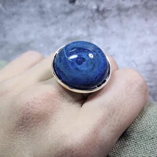 Кольцо с синим слезным камнем