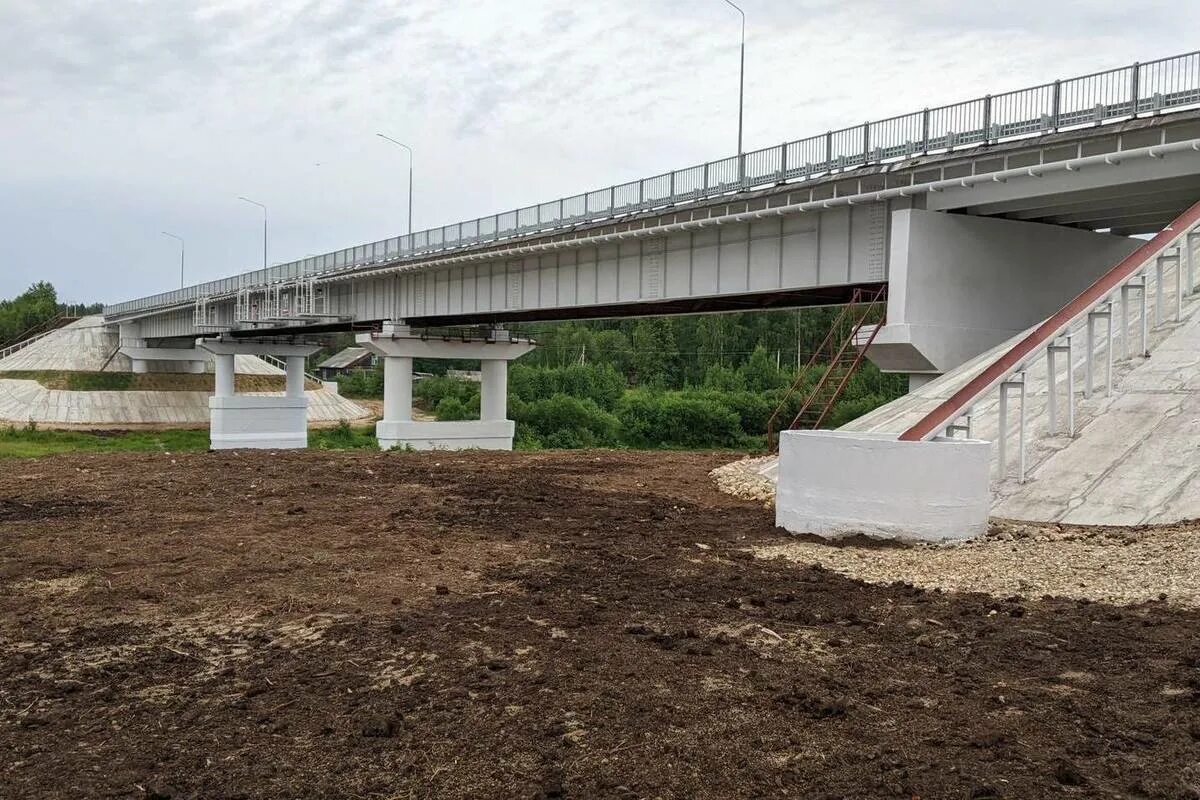 Ремонт мостов через реку. Колчаново мост через сясь. река вохма костромская область. мост через реку шистом костромская обл. автодорожный мост кострома.