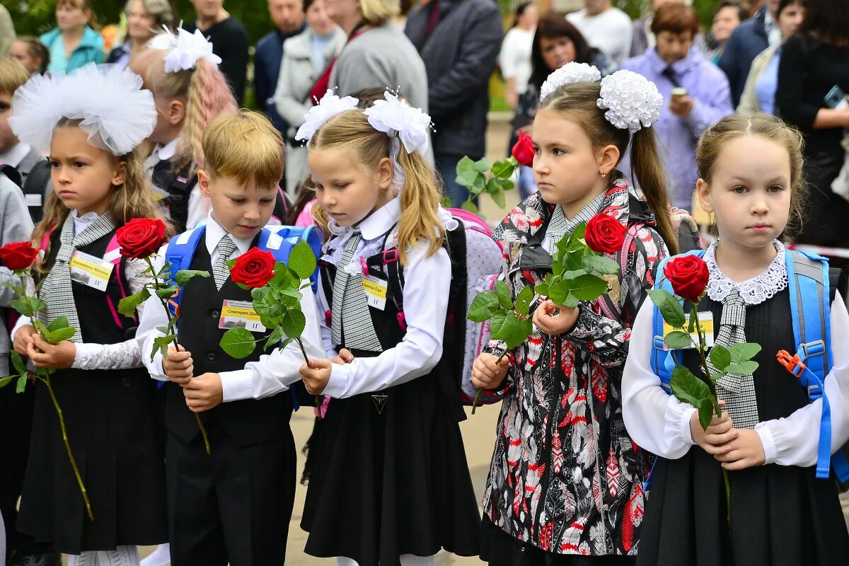 Киров школа 18 дневник. Школа 4 Кирово-Чепецк. Школа Кирово Чепецк. Школа 2 Кирово-Чепецк. 10 Школа Кирово-Чепецк.