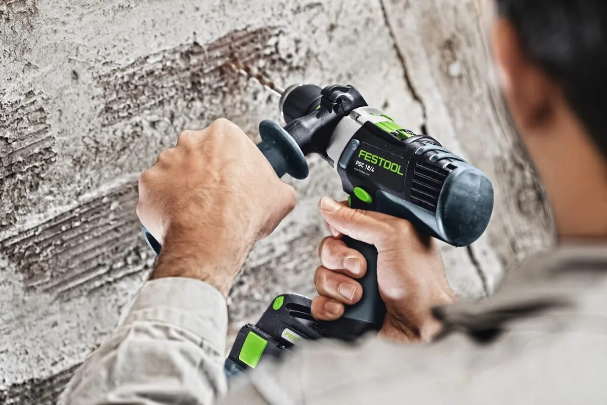 Взять перфоратор. Ryobi rag1010-125sf. Шуруповерт Фестул. Festool QUADRIVE PDC. DEWALT dcf901p1.