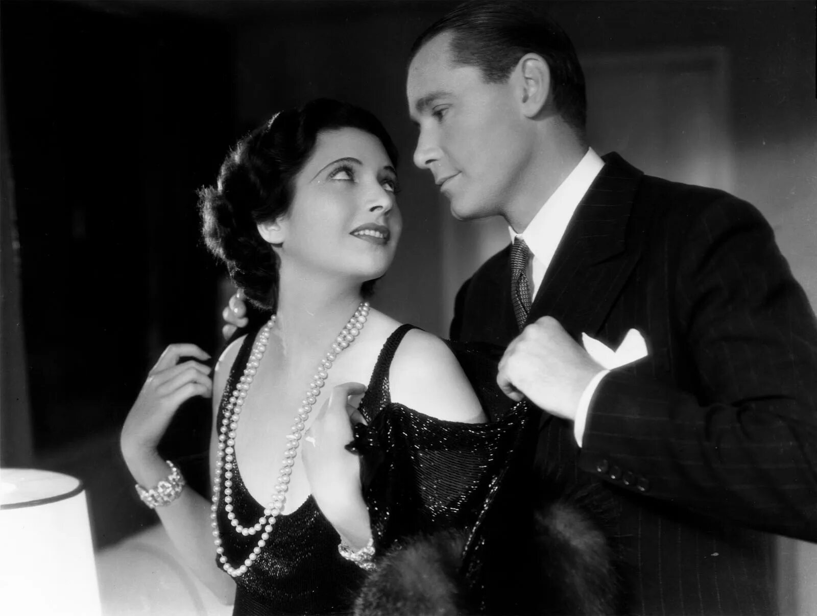 Trouble in the evening. Херберт маршалл. trouble in paradise 1932.