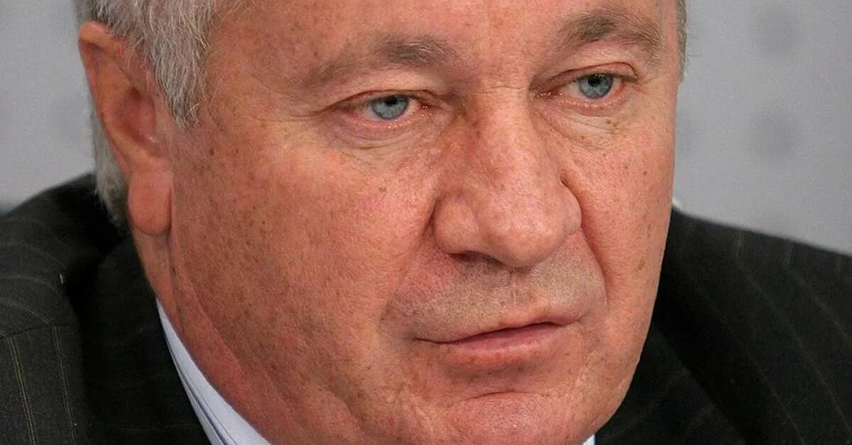 Директор нац парка. Директор нац парка сочи пеньковский. директор нацпарка сочи. пеньковский николай дмитриевич сочинский национальный парк. пеньковский николай дмитриевич директор сочинский национальный парк.