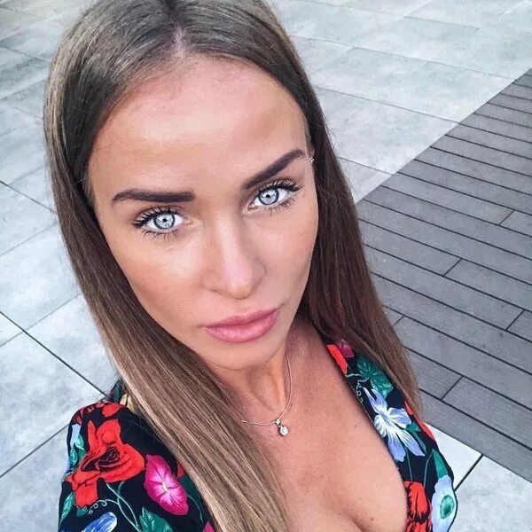 Женя Петрова (@jenya_petrova) - самые популярные блогеры Instagram в Петербурге 
