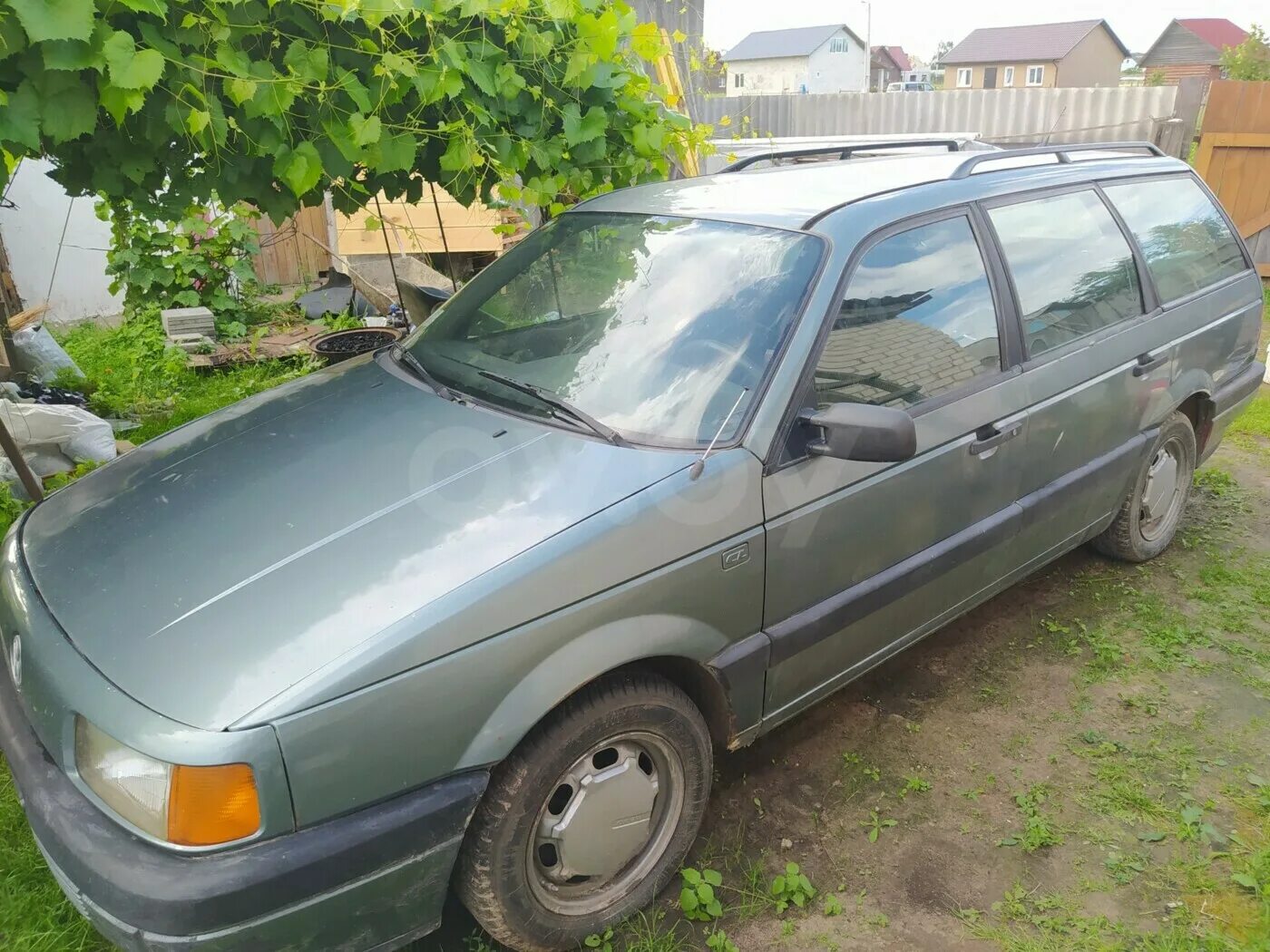 Куфар купить легковой автомобиль. Фольксваген 1302 модель 1989г. Дисна авто куфор. Купить авто на Kufar by город круглая.