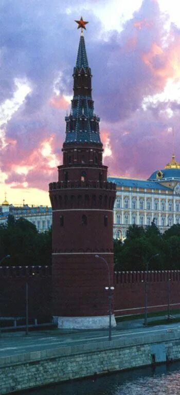 Московский кремль цвета