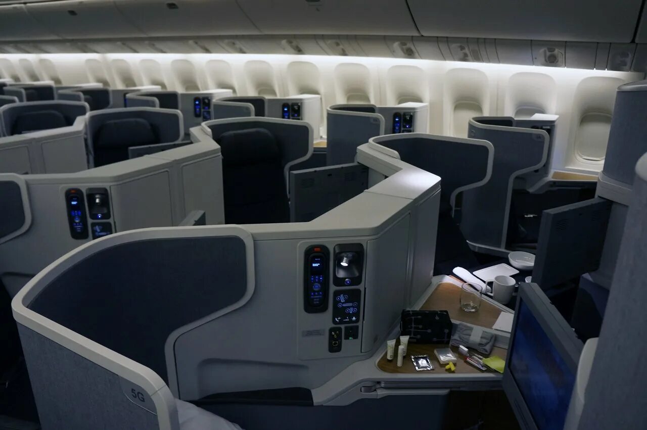 Boeing 777-300er аэрофлот. Салон самолета аэрофлот 777 300. Boeing 777-300 аэрофлот. Boeing 777-300er аэрофлот эконом. Салон самолета аэрофлот 777 300.