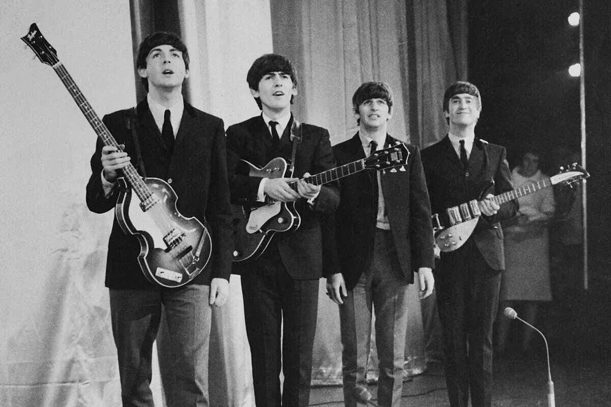 Группа битлз музыка. Группа the Beatles. Группа the Beatles 1960. Квартет Битлз. Группа Битлз в молодости.