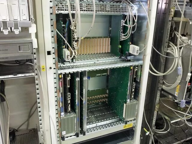 Iskratel si2000. Si2000 атс. Si 2000. Si2000 атс. Si-320 атс.