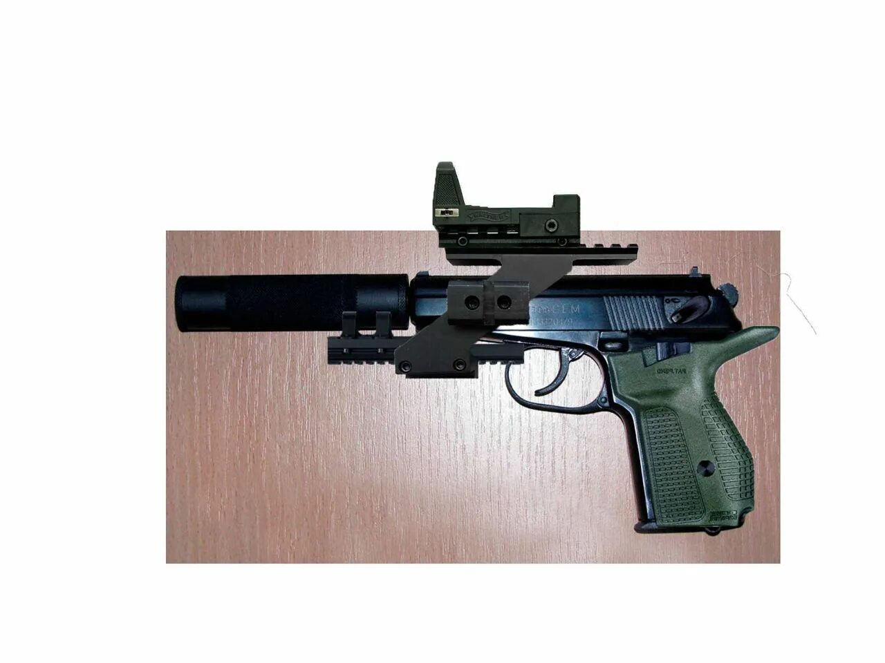 Makarov Tactical Pistol. ПМ Макарова тактический обвес. Макаров в обвесе. Тактический пм