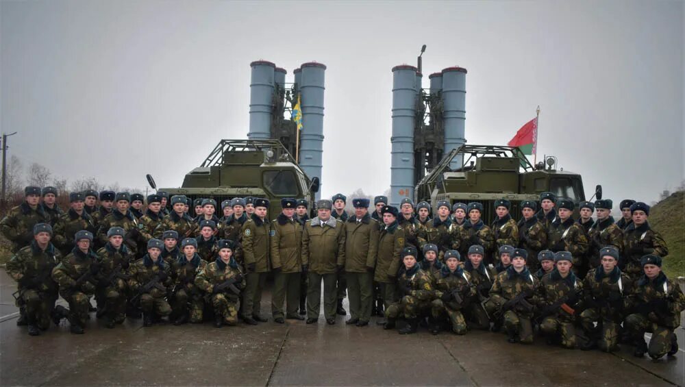 Зенитного ракетного полка. 185 зенитно ракетный полк березовский свердловская область. 1489 речицко бранденбургский полк. 185 зенитно ракетный полк березовский. Зенитного ракетного полка.