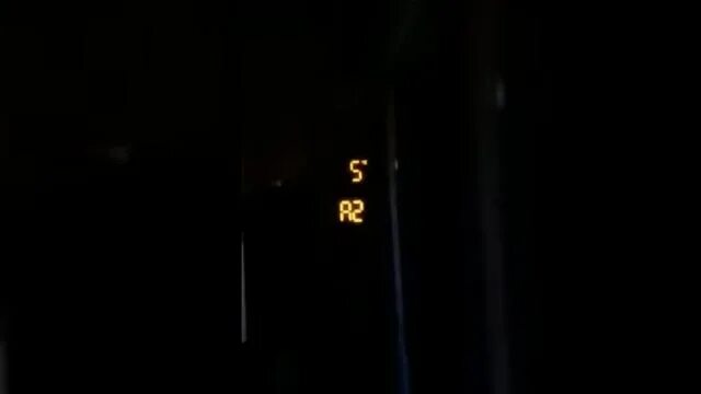 Ошибка а1 на холодильнике. Холодильник вирпул ошибка а2. а2 ошибка в холодильнике whirlpool. холодильник whirlpool ошибка а1. холодильник вирпул горит красный треугольник.