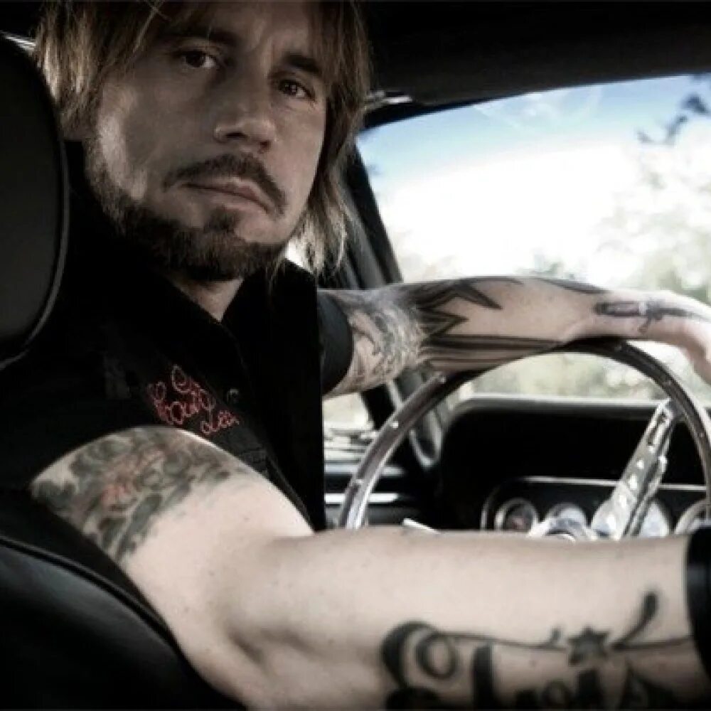 Джилибоес w. Kevin coyne. Der w. Лацио удинезе эмблема. Der w.