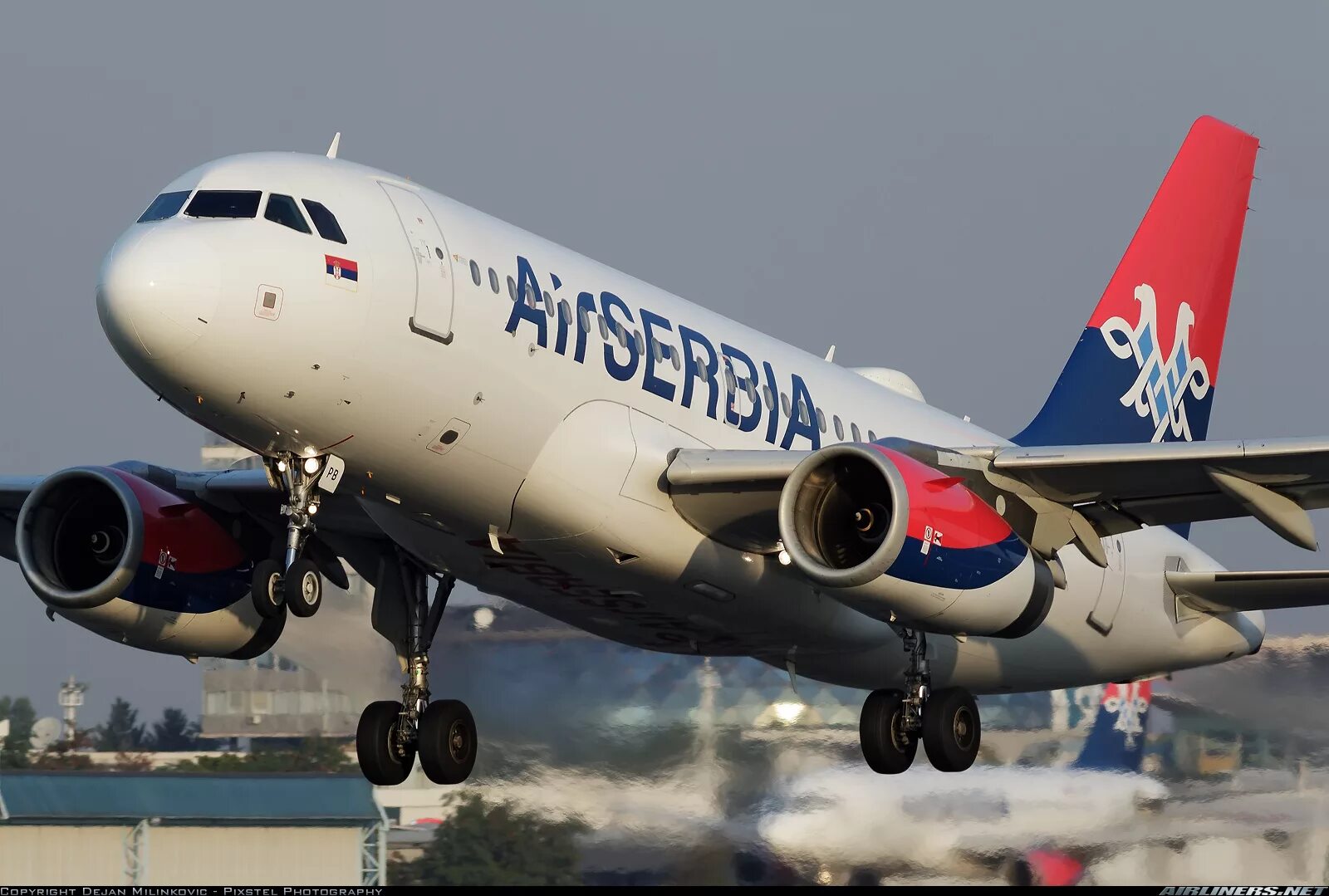 Авиакомпания Эйр Сербия. АИР Сербия самолеты. Самолет «Air Serbia» в Сербии. Авиакомпания Сербия Белград.