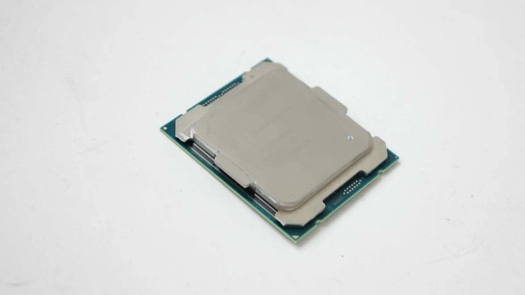 Intel e5 v4