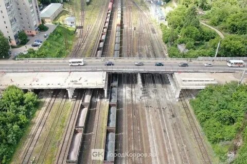 Ковров закрывают