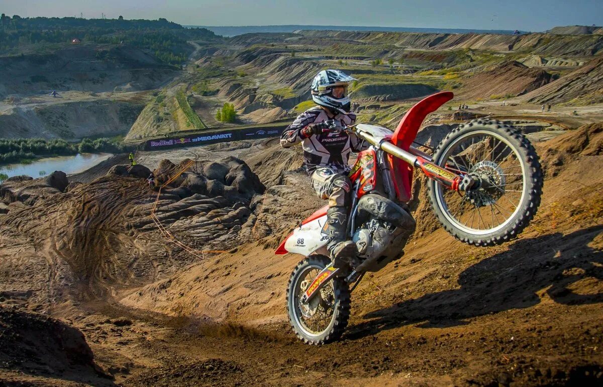 Эндуро 250 Хард. Мотоцикл эндуро ред Булл. Hard Enduro мотоциклы. Эндуро кросс мотоцикл ред Булл. Эндуро байке