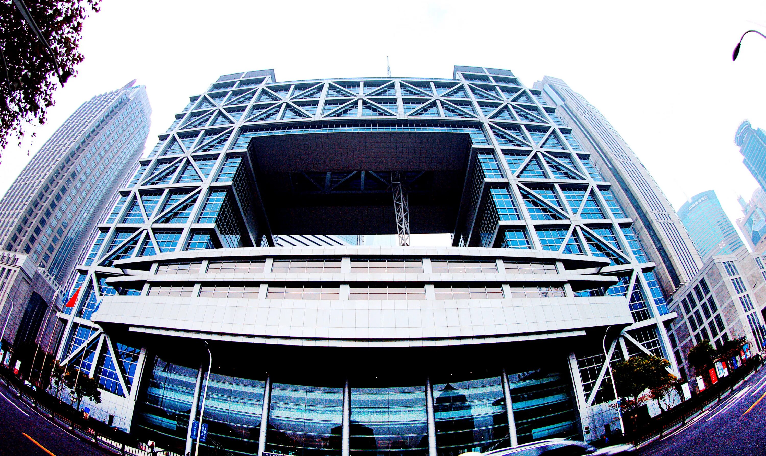 Фондовая биржа Шанхая. Шанхайская фондовая биржа (SSE). Shanghai stock Exchange SSE photos. Shanghai East лучшая зарубежная торговая компания.