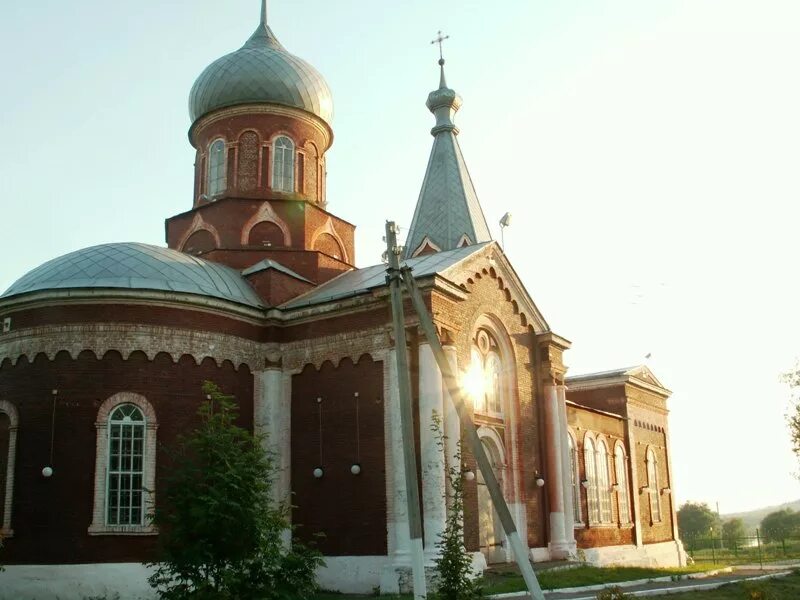 Шараповка. Храм шараповка новооскольский район. с шараповка новооскольского района белгородской области. село шараповка новооскольского района белгородской области. троицкий храм засосна белгородская область.