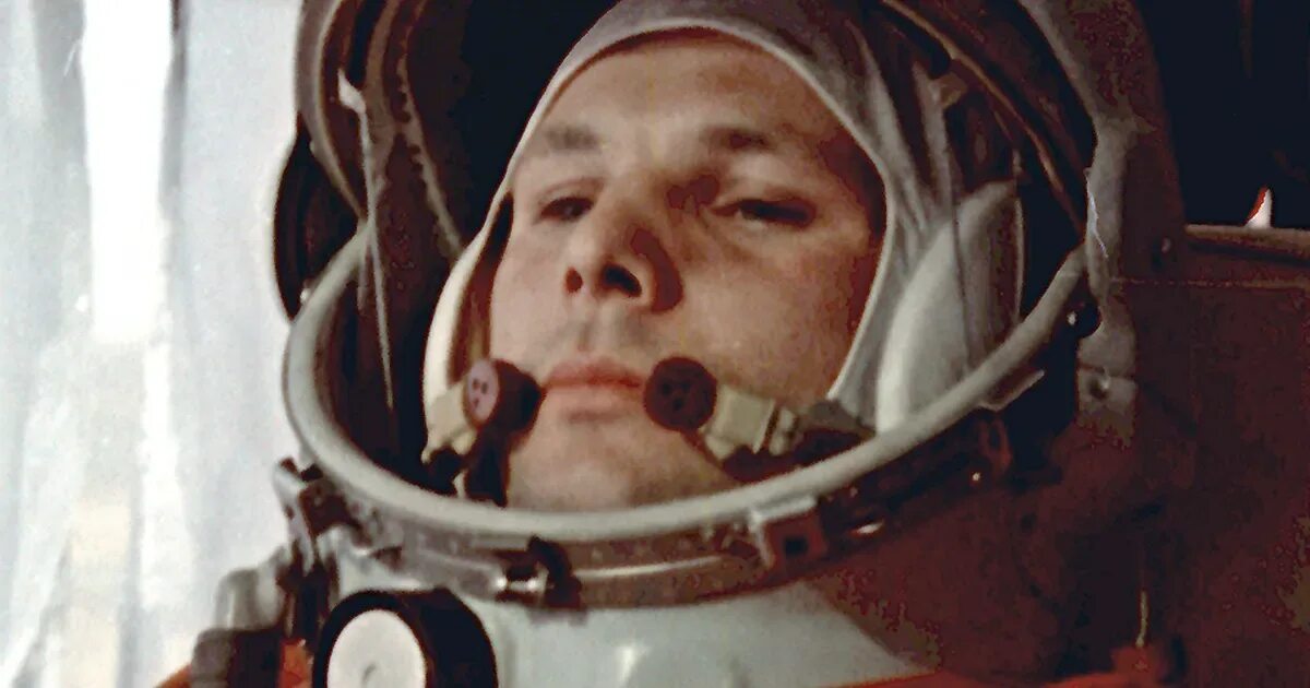 Первый искусственный спутник земли 1957. Первый искусственный спутник 1957. Первый искусственный спутник земли 1957. Искусственный спутник земли 1957. Первый человек в космосе презентация.