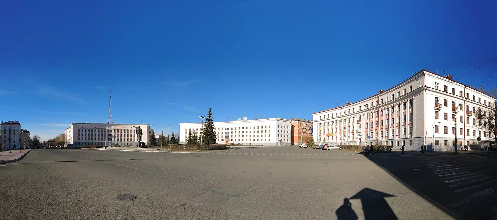 Центр краснотурьинска. Краснотурьинск центральная площадь. краснотурьинск площадь города. краснотурьинск свердловская население. краснотурьинск центральная площадь 1999.
