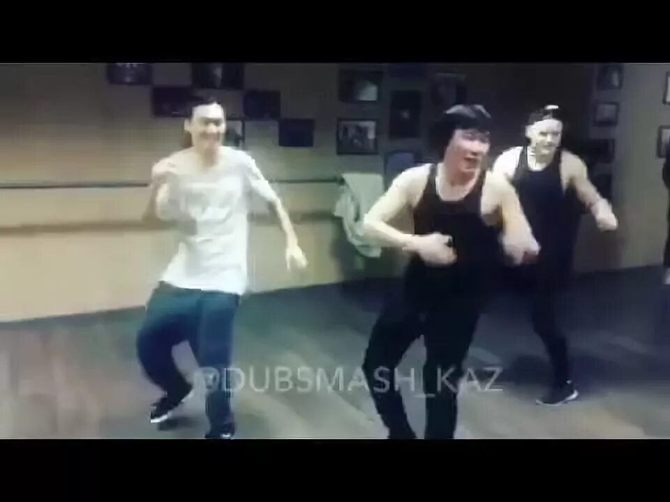 Кайрат пой танцуй. Кайрат пой танцуй. Кайрат нуртас песни. Кайрат пой танцуй. Кайрат пой танцуй.