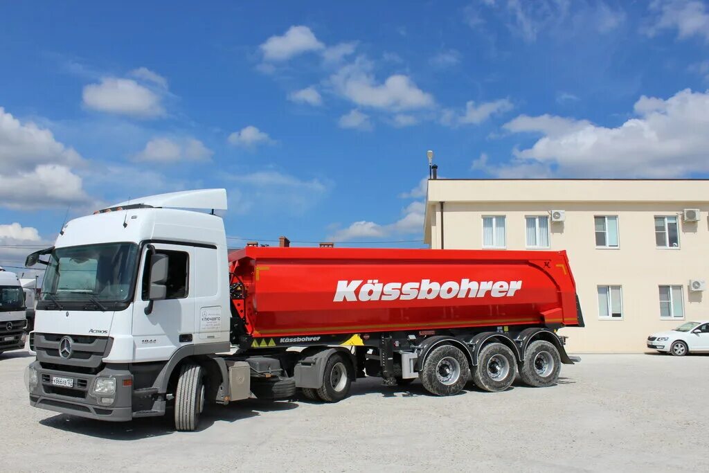 южная транспортная компания. южная транспортная компания. ютк перевозка. транспортная компания ютк. цементовоз полуприцеп ardor.