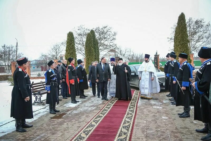 Ставропольский край школа 11 рыздвяный. Рыздвяный поселок ставропольский край. Храм рыздвяный ставропольский край. Погода поселок рыздвяный ставропольский. Храм в рыздвяном ставропольского края.