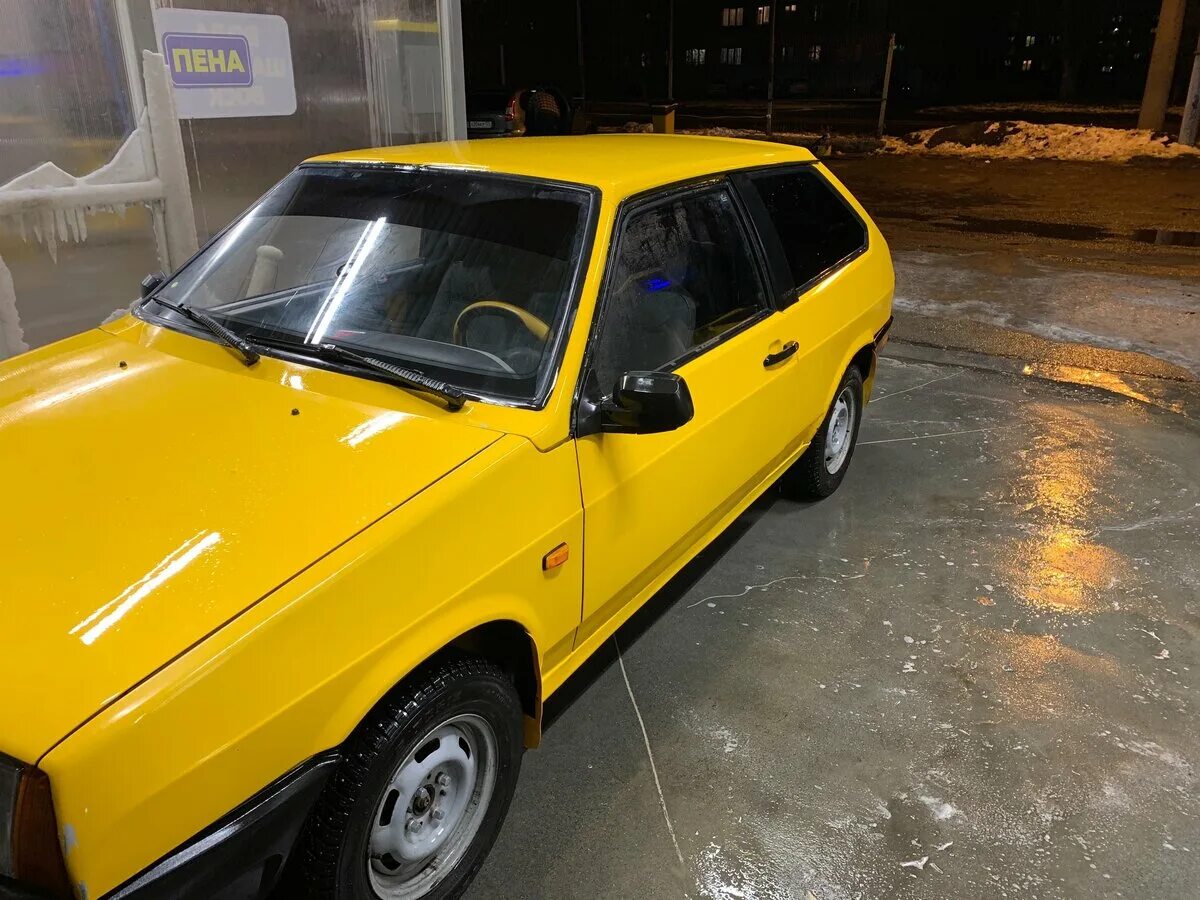 Ваз 2108 1989 года. Золотая ваз 2108. Ваз 2109 желтая. Ваз 2108 желтая. Ваз 2108 желтая.