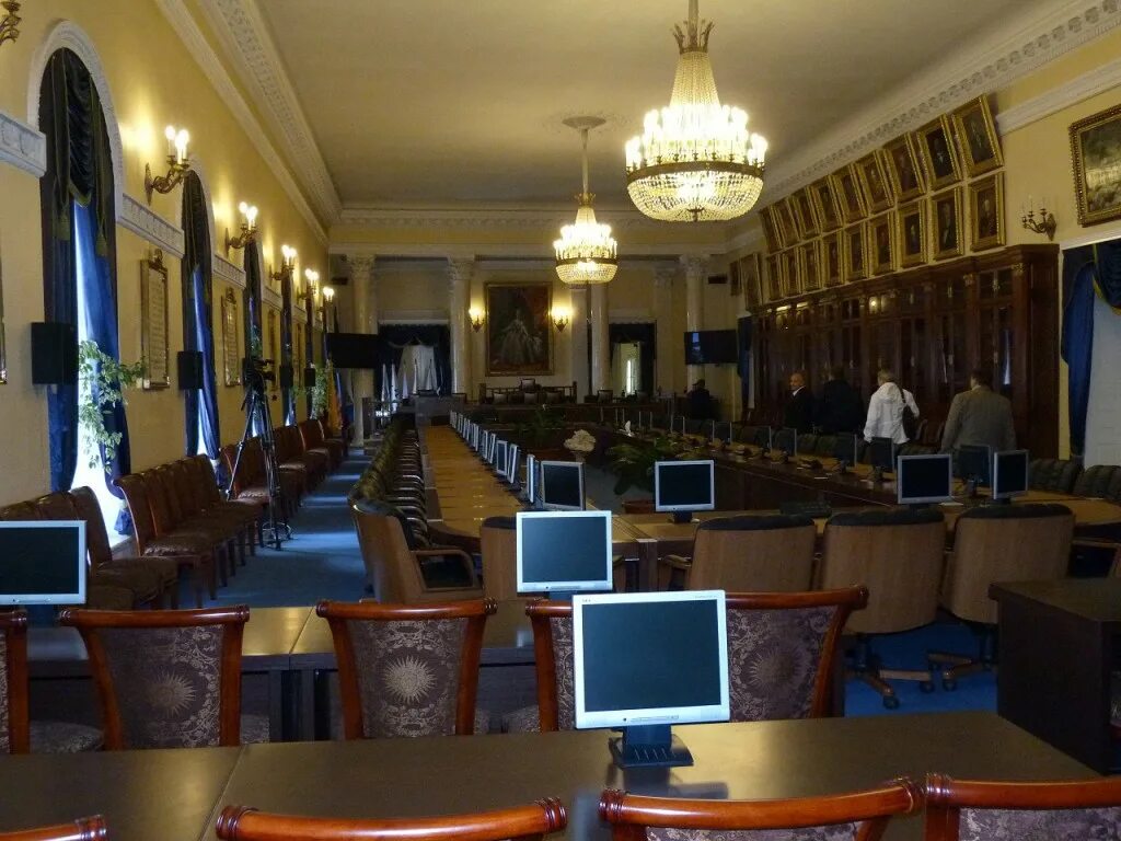 Университет санкт петербург внутреннего. Спбгу санкт-петербургский государственный университет внутри. Университет санкт петербург внутреннего. Санкт-петербургский горный университет внутри. Мггу горный университет аудитории.