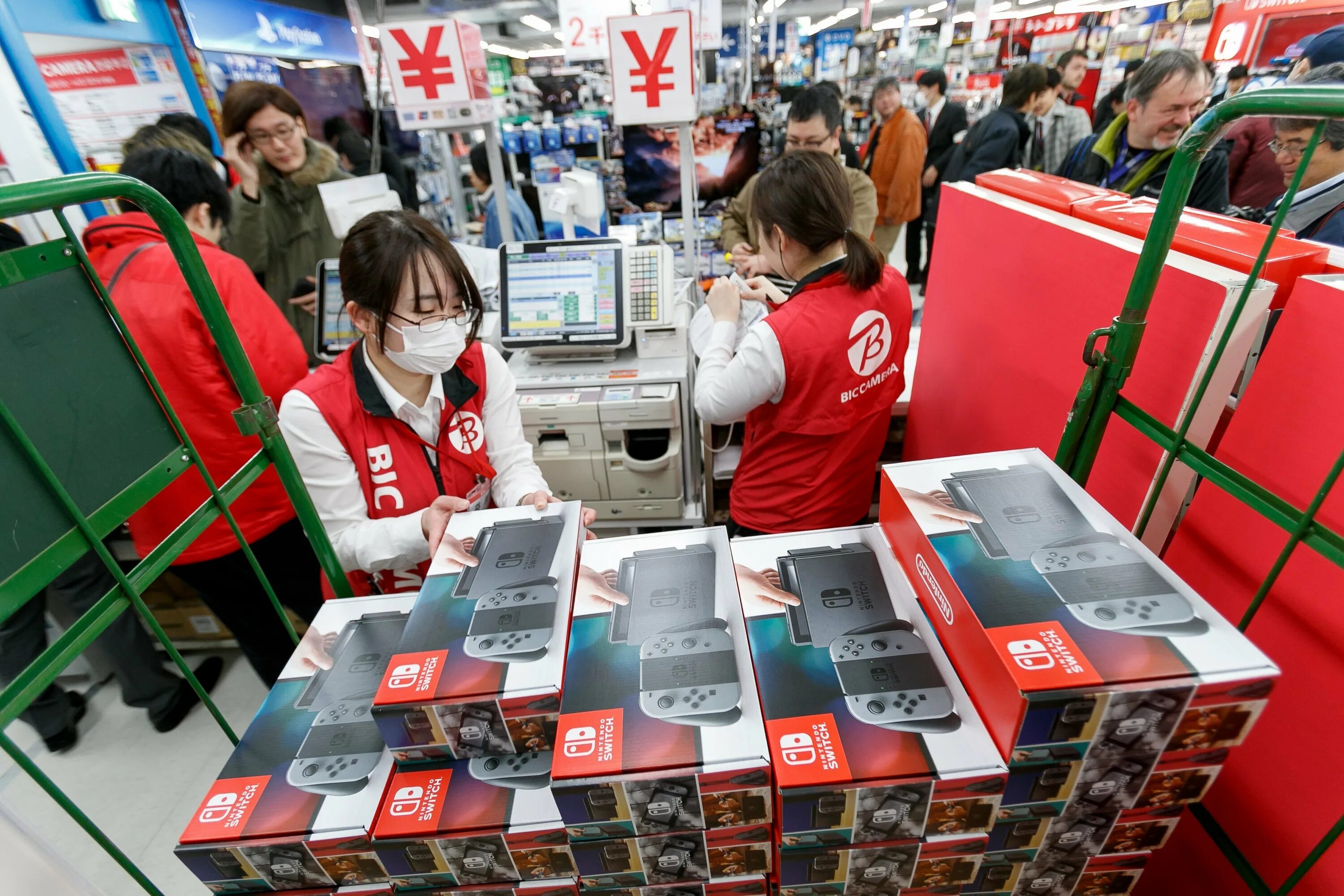 Китайский Nintendo Switch. Нинтендо в Японии. Нинтендо свитч кампания в Японии. Nintendo Switch 1 и 2 ревизия. Выбираем nintendo