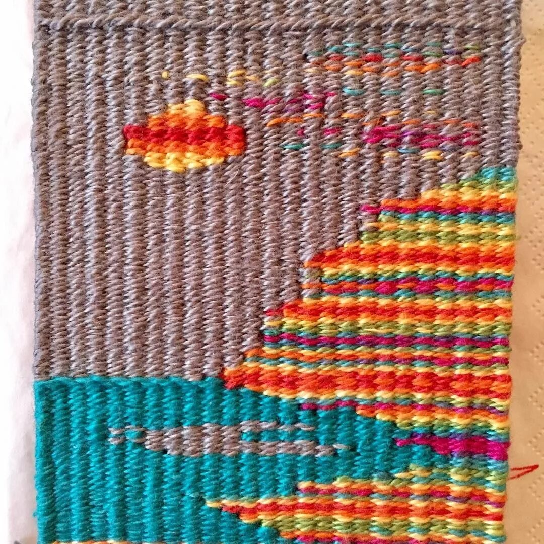 Ручное ткачество. Ткачество для начинающих. Станок для ткачества. Плетение гобелена. Переборное ручное ткачество.